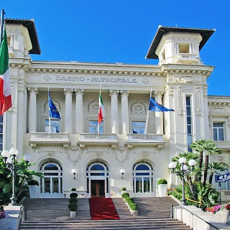 Margherita 275s Апартаменты *